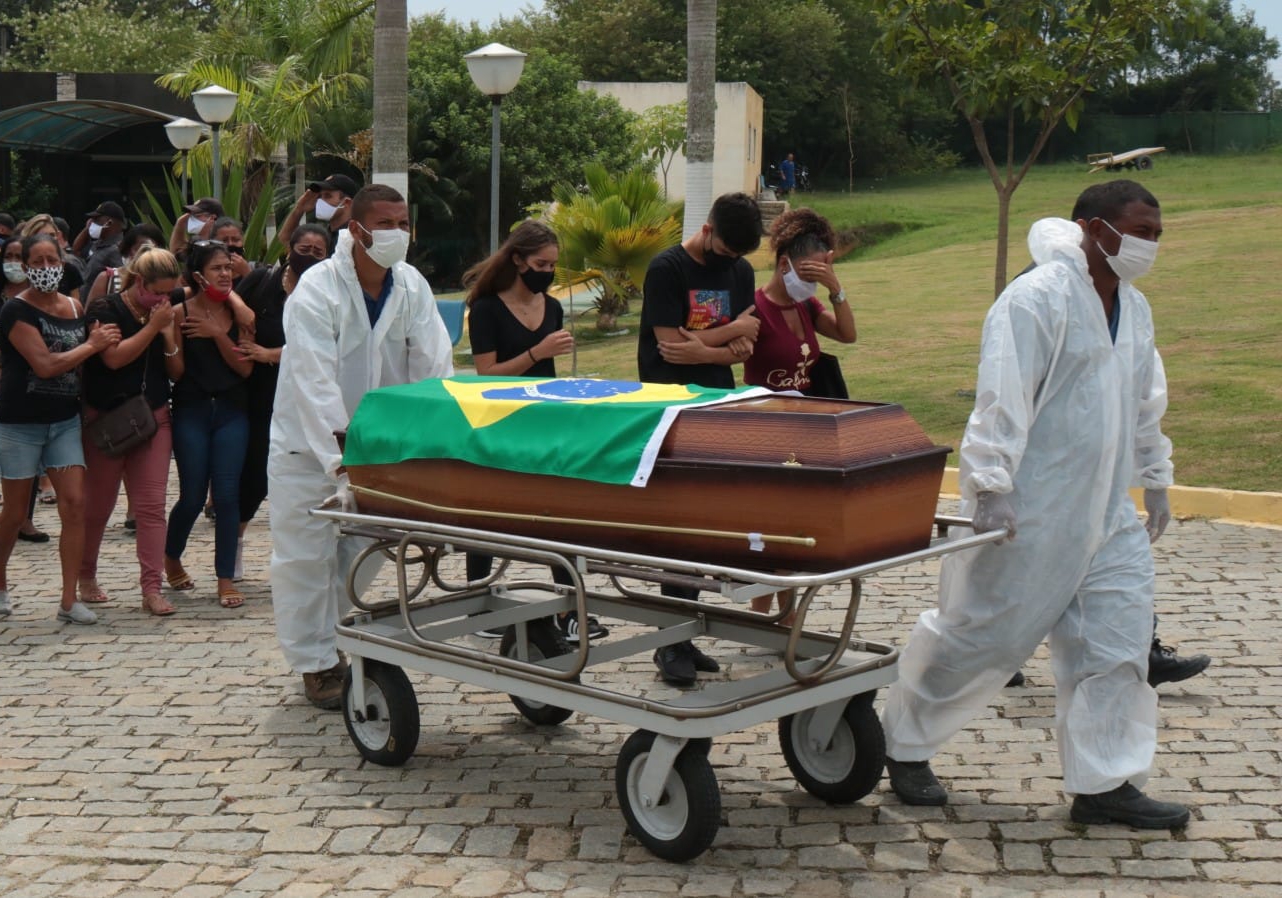 Pm Morto A Tiros Em Tentativa De Assalto Enterrado Em S O Gon Alo