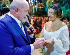 Ex-presidente Lula se casa com a socióloga Janja
