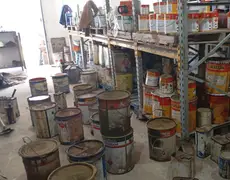 Empresa de pintura sem licença é flagrada em plena atividade em São Gonçalo 