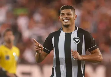 Botafogo vence o Fortaleza por 3 a 1