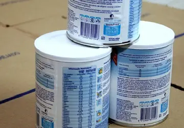 Prefeitura de São Gonçalo gasta R$ 11 milhões com latas de leite, cada uma custou cerca de R$ 190