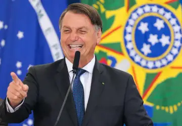 CGU conclui que registro de vacinação de Bolsonaro é falso