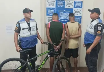 Após furtar bicicleta em Niterói, comparsa é preso dentro das barcas a caminho do Rio