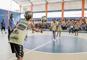 Itaboraí: Inscrições abertas para aulas gratuitas de basquete e vôlei 