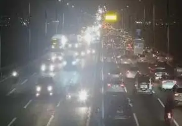 Ponte tem trânsito intenso para Niterói; BR 101 e Alameda também estão congestionados