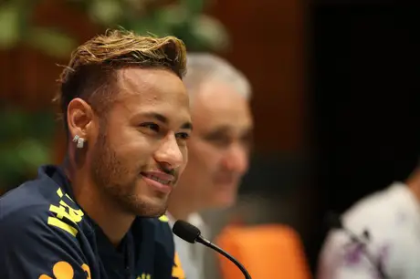 Neymar está desconvocado da Seleção Brasileira