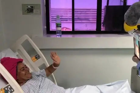 Hospitais de Manaus disponibilizam tablets para comunicação de pacientes com familiares