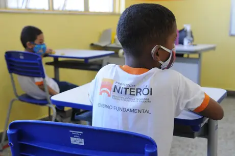Paralisação deixa alunos da rede pública de Niterói sem merenda 