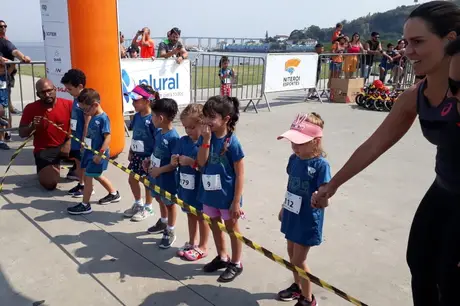 Maratona Kids atrai jovens atletas no Caminho Niemeyer, em Niterói