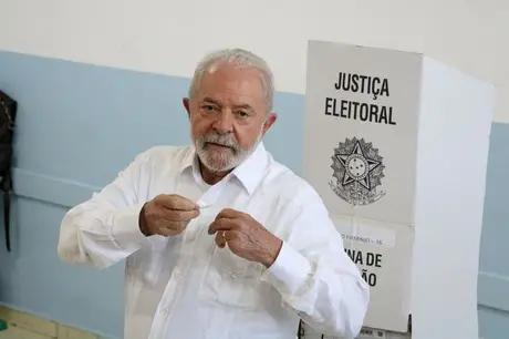 Governo Lula pretende acabar com o saque-aniversário do FGTS