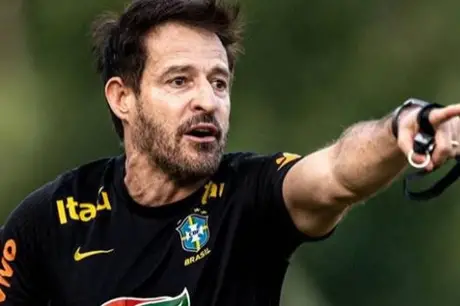 CBF confirma Ramon Menezes como treinador interino da Seleção Brasileira