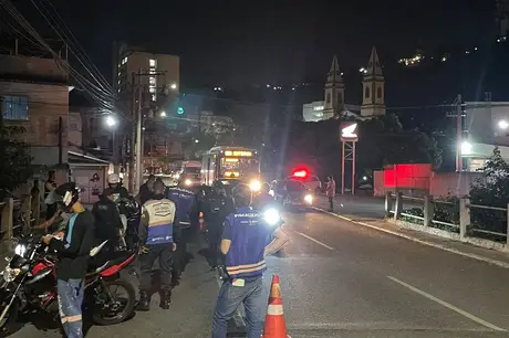 Operação contra motos irregulares apreende mais de 40 motos barulhentas em São Gonçalo