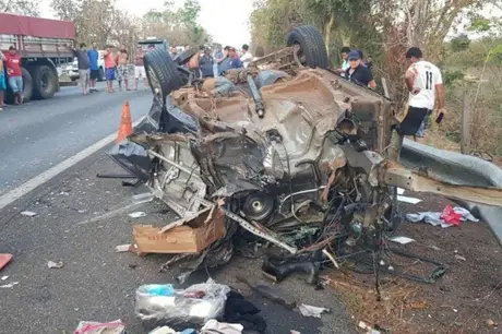 Acidente de carro mata esposa e enteadas de ex-presidente da Funai