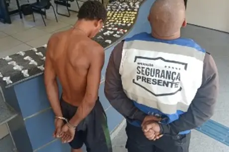 Homem é preso com grande quantidade de drogas na Região Oceânica de Niterói 