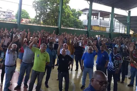 Rodoviários abrem campanha salarial em outubro em clima de tensão