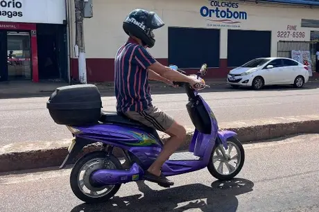 Alerj regulamenta circulação de ciclomotor no Rio