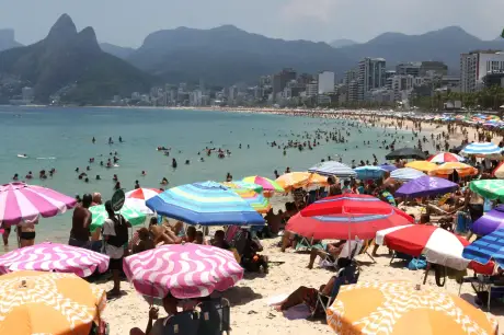 Rio: Capital carioca tem sensação térmica de mais de 52 graus às 8h da manhã