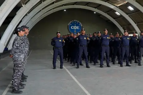 Guardas são aprovados em curso para armamento em São Gonçalo