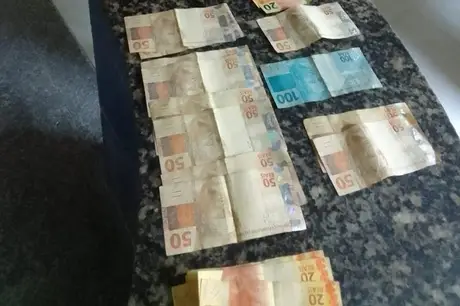 Homem que recolhia dinheiro do tráfico é preso em Cabo Frio