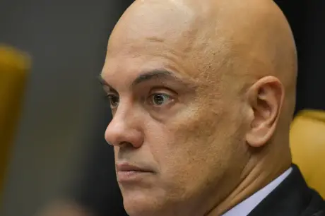 Moraes concede permissão à CGU para ter acesso às investigações envolvendo Bolsonaro