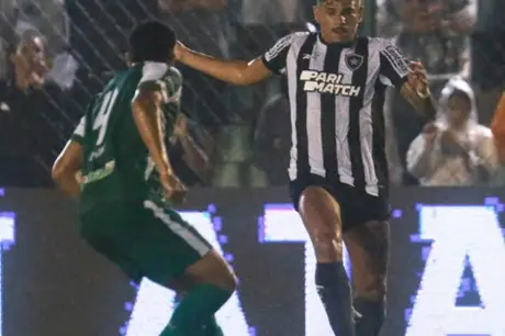 Botafogo é derrotado pelo Boavista e perde a liderança do Campeonato Carioca