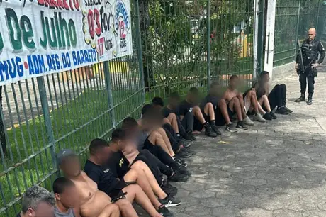 Briga de torcidas termina com mais de 30 detidos em São Gonçalo