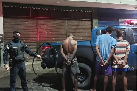  Guarda Municipal prende trio que furtava cabos no Centro de São Gonçalo