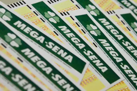 Nenhum bilhete acerta as dezenas da Mega-Sena, e o prêmio acumula, alcançando a marca de R$ 12 milhões