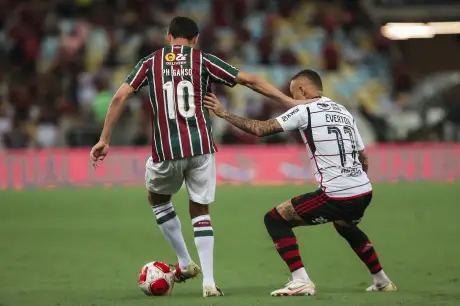 Ganso e Cano estão fora do confronto decisivo contra o Flamengo no Campeonato Carioca