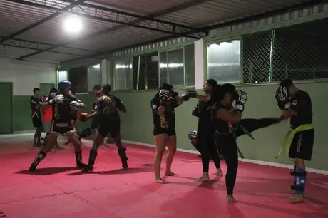 São Gonçalo oferece aulas gratuitas de kickboxing