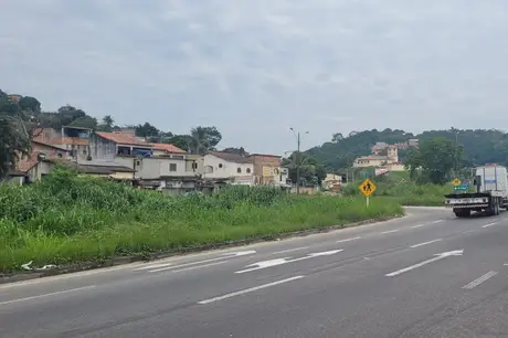 Vereadora denuncia o abandono da RJ-106, em São Gonçalo 